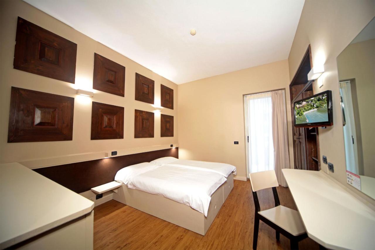 Hotel La Pauel Sirmione Exterior foto