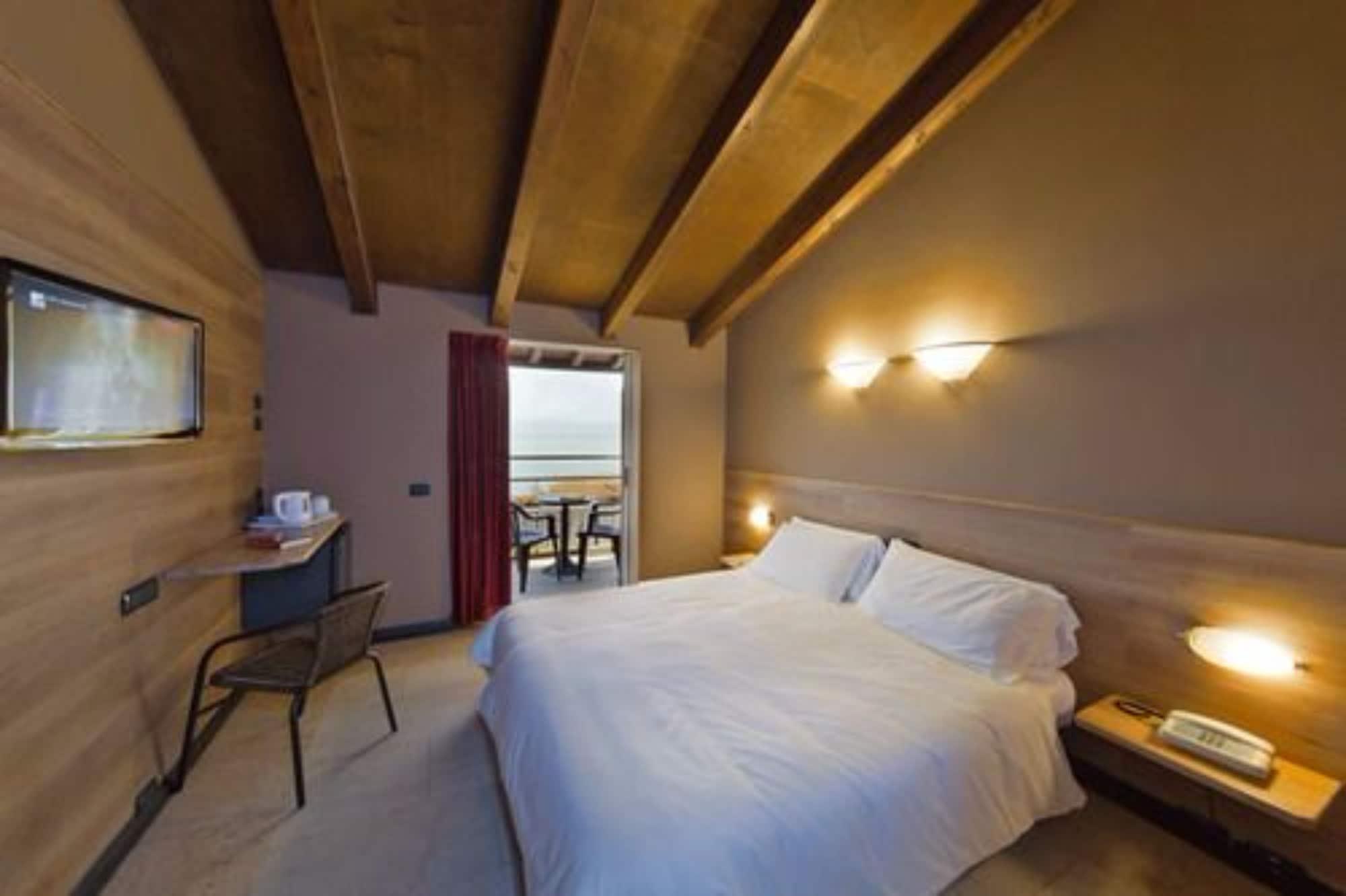 Hotel La Pauel Sirmione Exterior foto