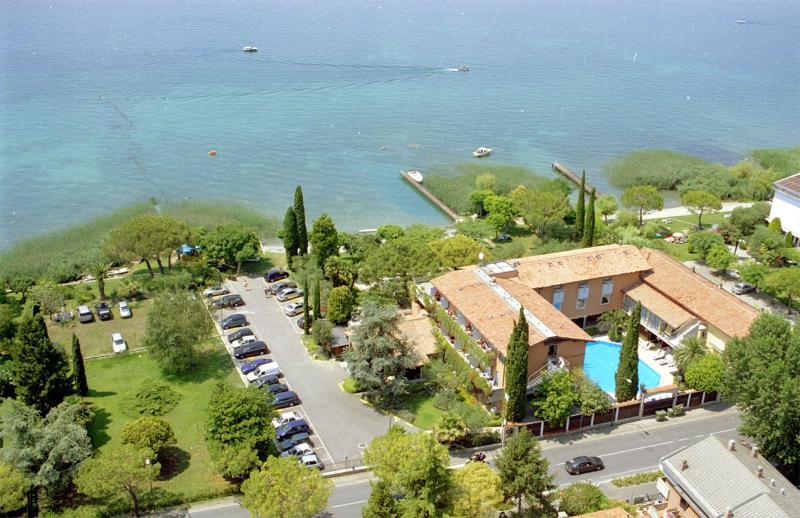 Hotel La Pauel Sirmione Exterior foto